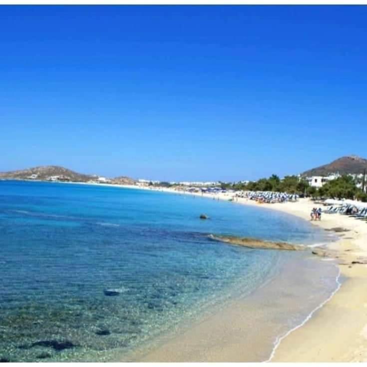 Akrogiali Agios Prokopios Buitenkant foto