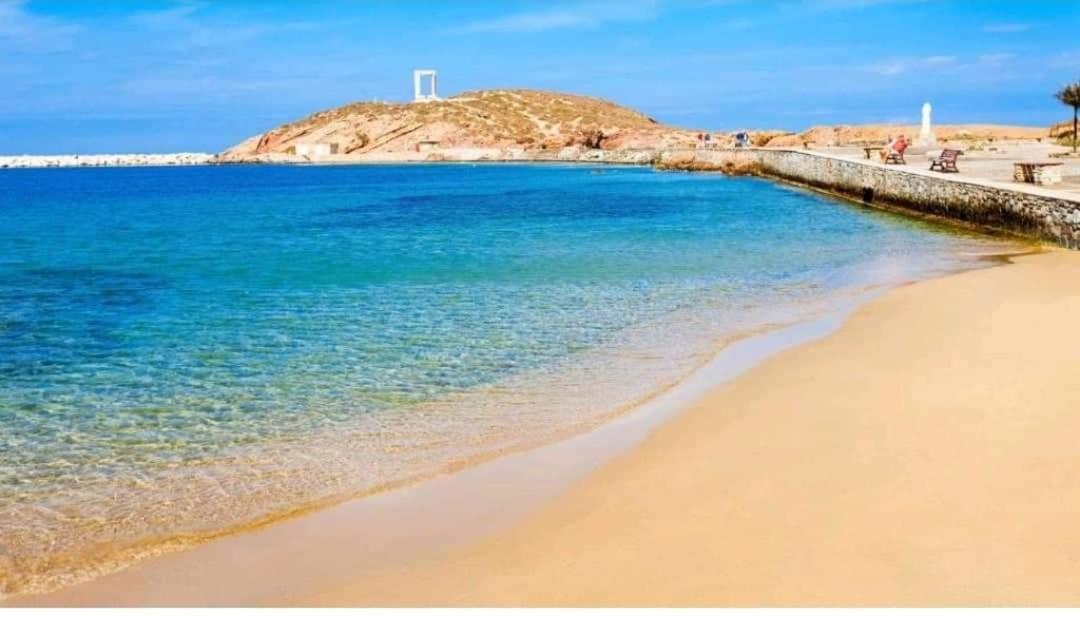 Akrogiali Agios Prokopios Buitenkant foto