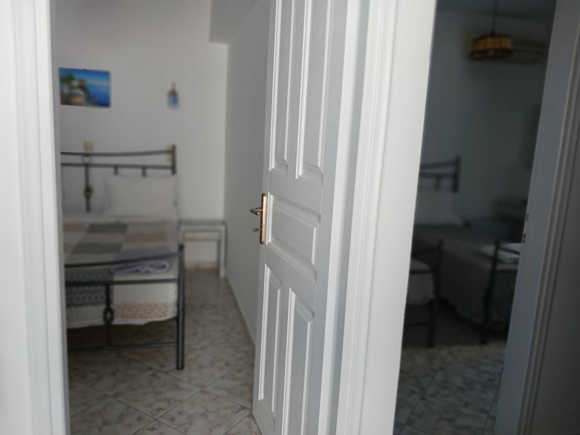 Akrogiali Agios Prokopios Buitenkant foto
